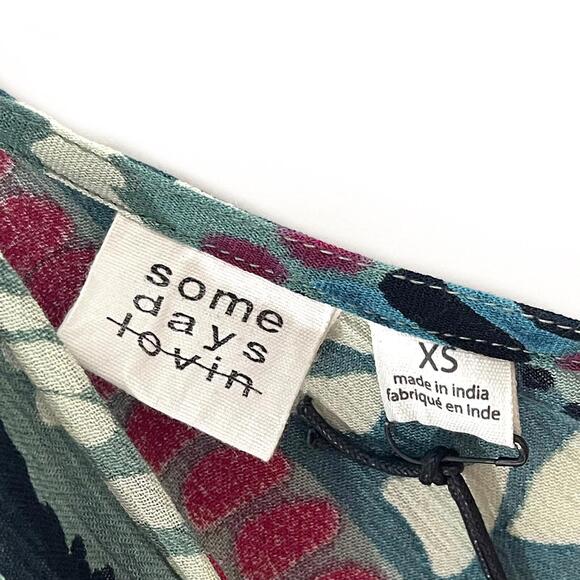 Somedays Lovin Women’s Size XS Blue Multi Liar Liar Printed Casual Maxi Dress - Picture 3 of 12